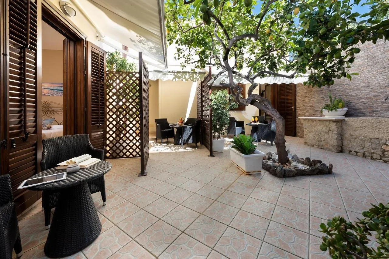 Hotel Il Giardino Del Sol San Vito Lo Capo 0*,